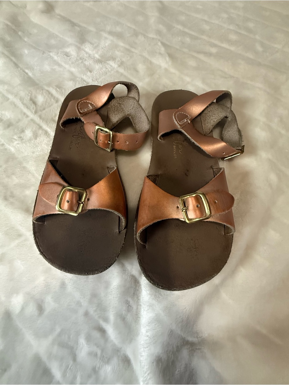 Kids Metallic Copper Buckle Sandals - Unbranded